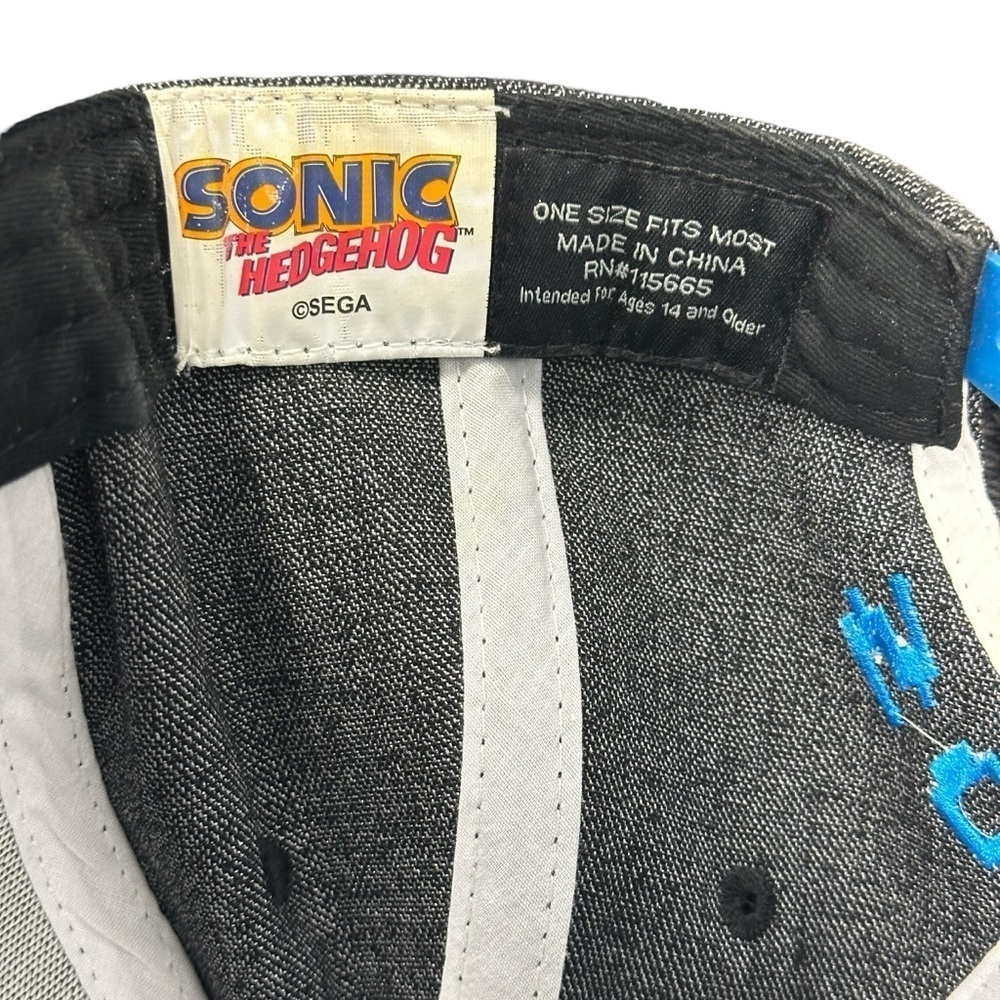 SEGA Sonic the Hedgehog Embroidered Pixelated Snapback Baseball Cap Grey/Blue - Picture 5 of 5